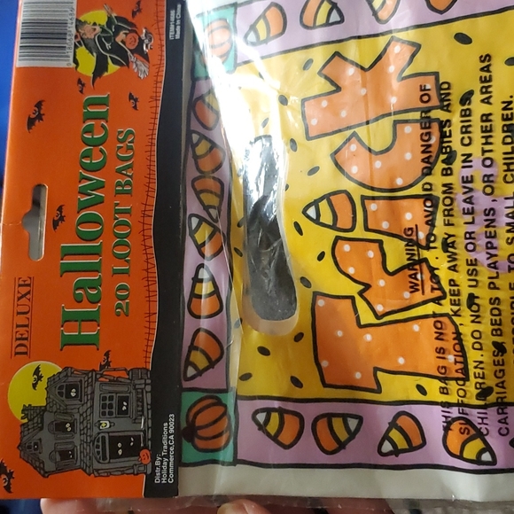 Retro Halloween treat bags - Picture 4 of 4